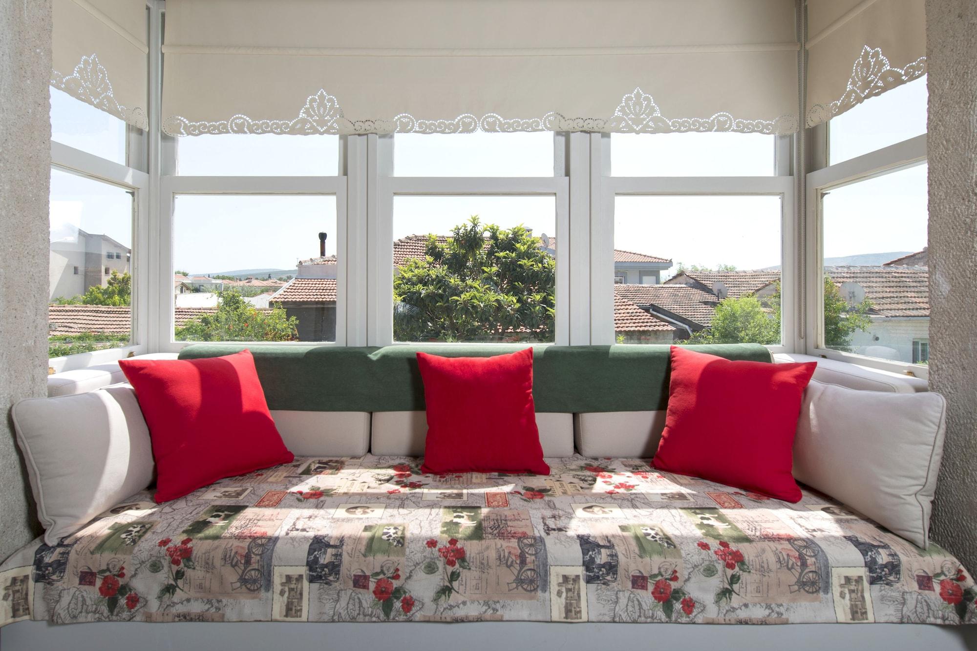 Alacati Kostem Hotel - Special Category Bagian luar foto
