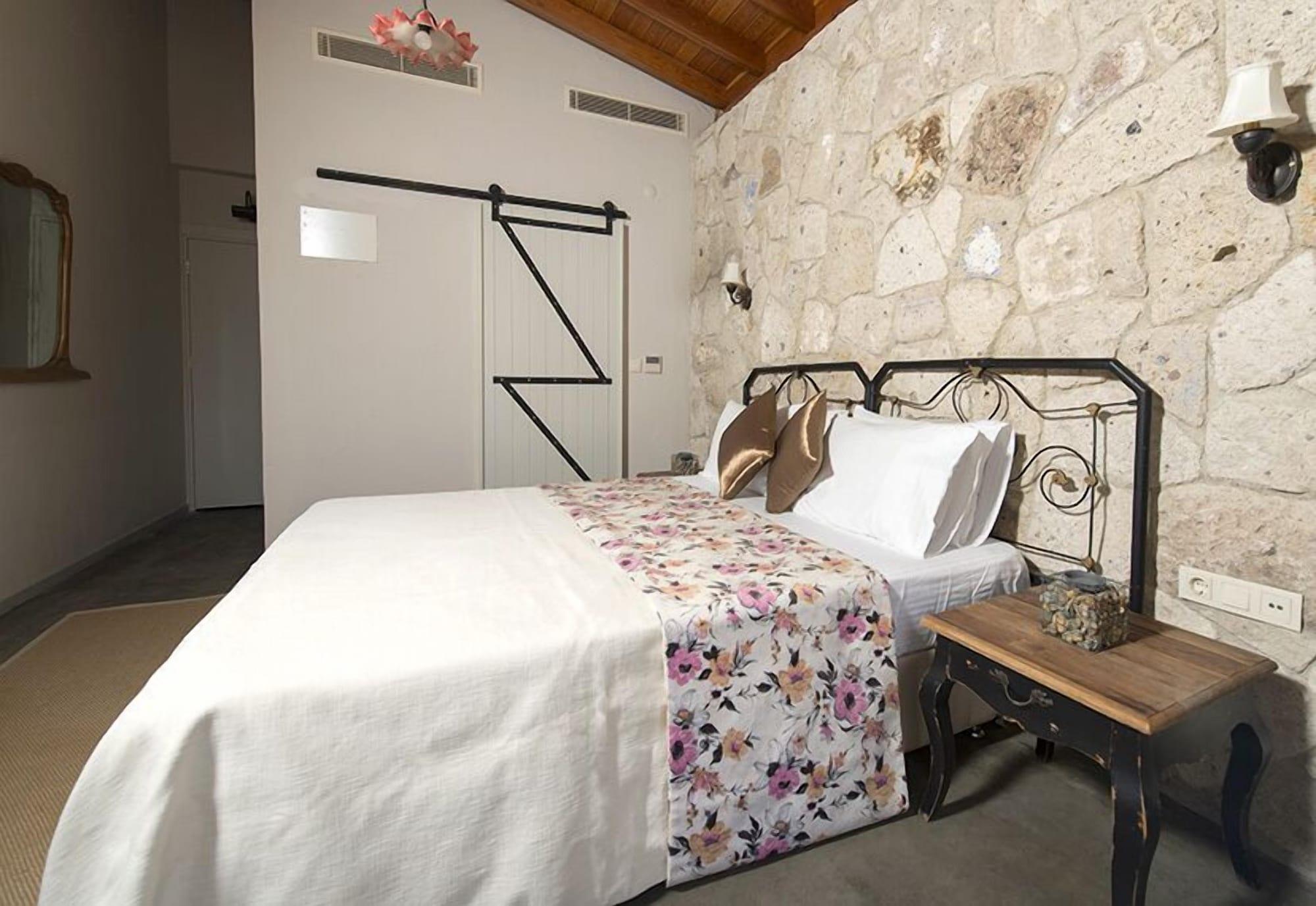 Alacati Kostem Hotel - Special Category Bagian luar foto